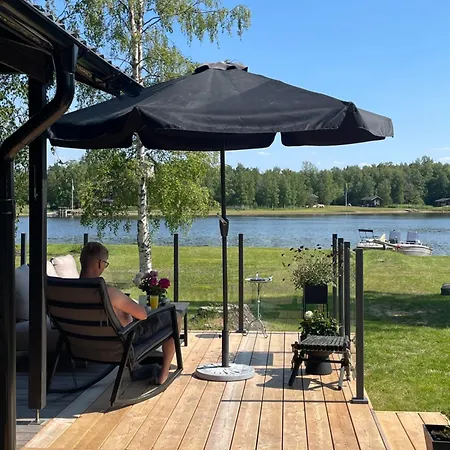 Lumoava Saarimoekki *